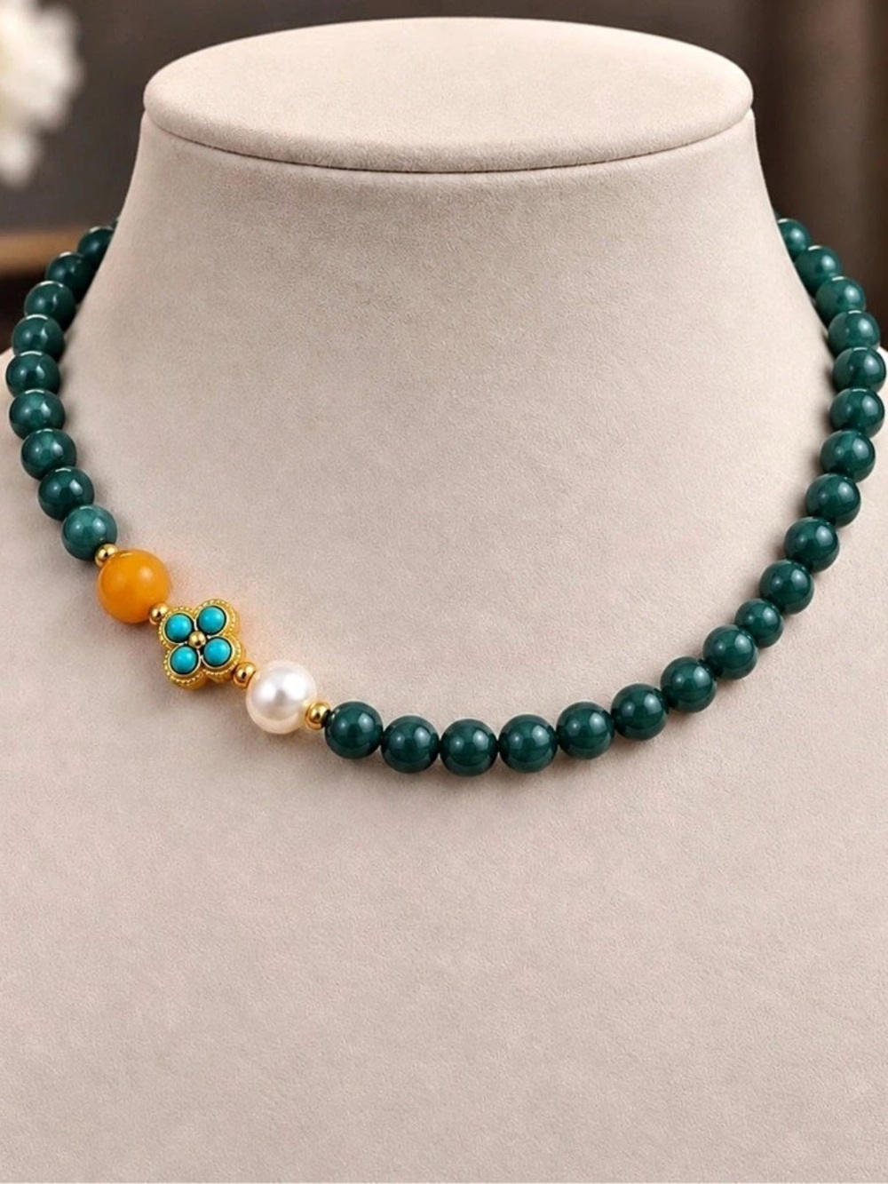 New grade A blue water jade choker necklace with genuine pearl stretchy 14”